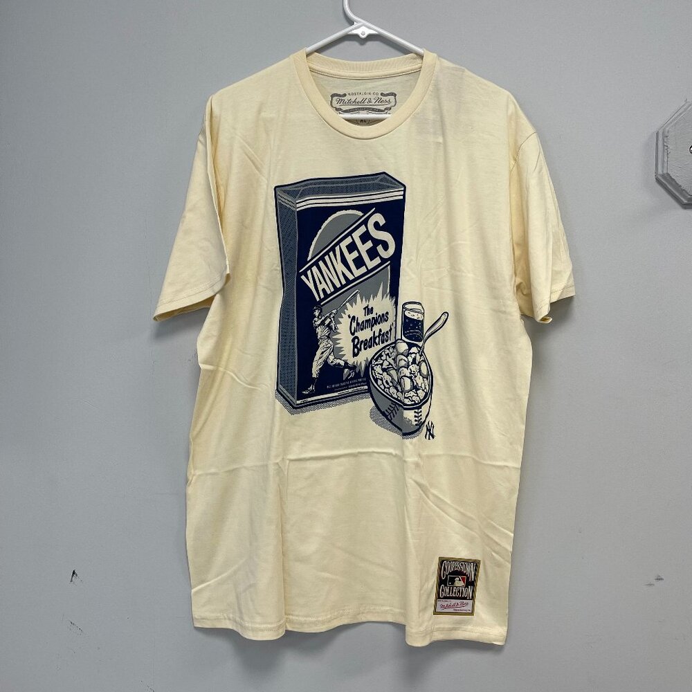 Mitchell & Ness MLB Cereal Tee - New York Yankees - Cream & Navy, XL - NWT